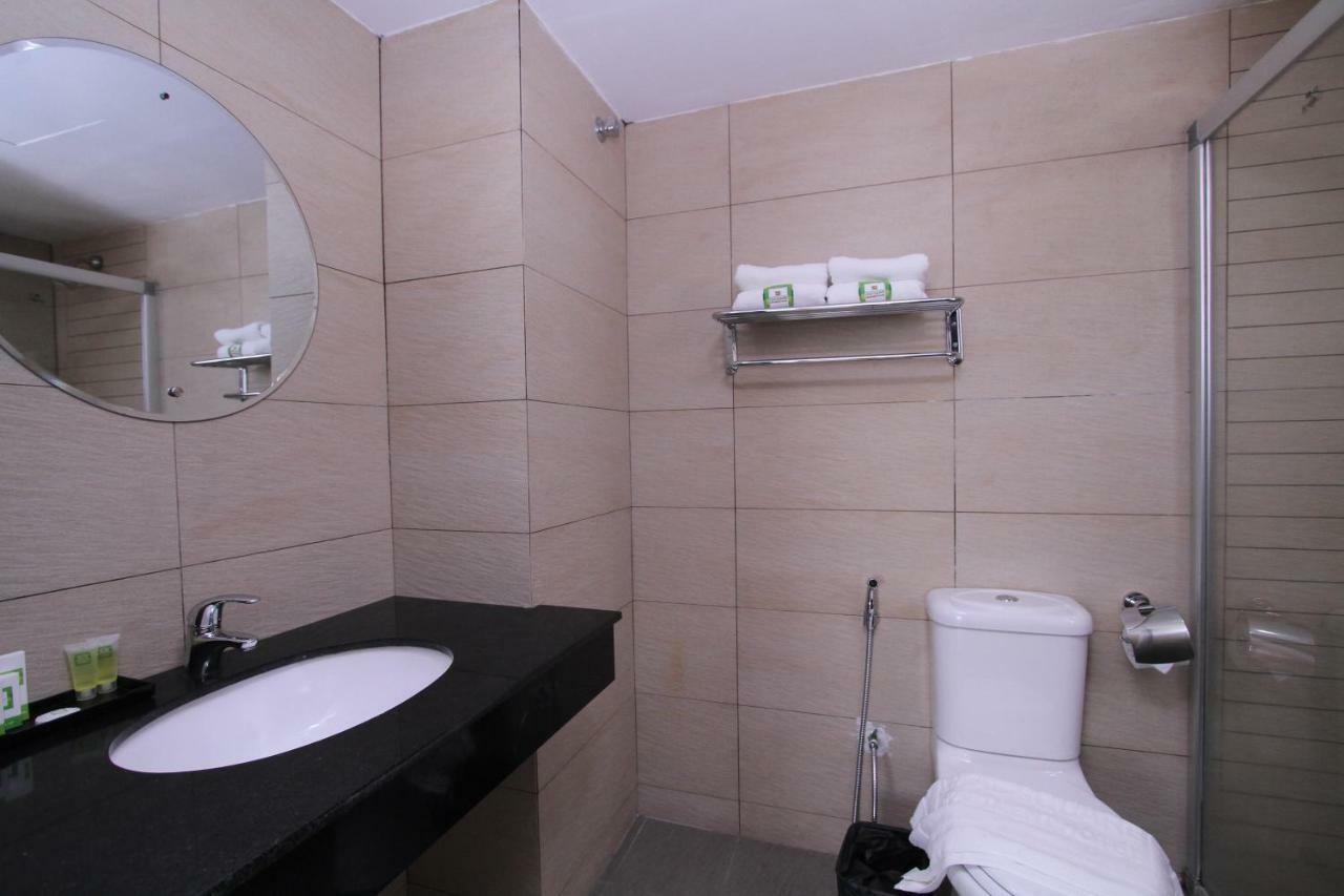 Likas Square - Kk Apartment Suite Κότα Κιναμπαλού Εξωτερικό φωτογραφία